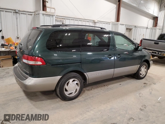 2002 Toyota Sienna LE with VIN 4T3ZF13C62U474230, listed as a Copart auction lot 52870445 with 191,887 mi miles and Non Repairable. Bid and sale history available at carsss.com. Image 3.