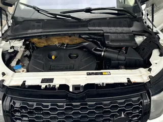 2012 Land Rover Range Rover Evoque Pure Plus with VIN SALVP2BG1CH662711, listed as a Copart auction lot 73350474 with 172,738 mi miles and Clean Title. Bid and sale history available at carsss.com. Image 7.