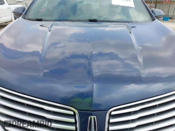 2017 Lincoln MKC Reserve with VIN 5LMCJ3C99HUL71905, listed as a IAAI auction lot 42115218 with 51,796 mi miles and . Bid and sale history available at DreamBid. Image 6.