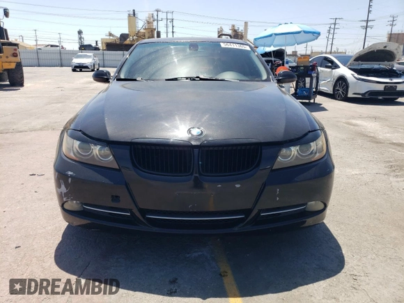 2007 BMW 3 Series 335i z VIN WBAVB73577VF54567, wystawiony jako Copart lot #56411365 z przebiegiem 136 341 mil mil oraz Szkoda całkowita • Salvage title. Historia ofert i sprzedaży dostępna na DreamBid. Obrazek 5.