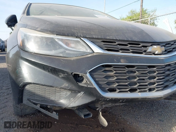 2017 Chevrolet Cruze LT with VIN 1G1BE5SM2H7101964, listed as a IAAI auction lot 41825540 with 38,975 mi miles and . Bid and sale history available at DreamBid. Image 17.