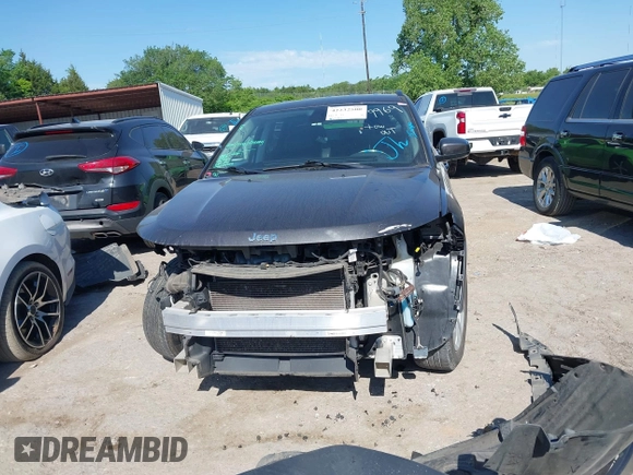 2020 Jeep Compass Latitude z VIN 3C4NJCBB6LT229969, wystawiony jako IAAI lot #42232500 z przebiegiem 86 501 mil mil oraz . Historia ofert i sprzedaży dostępna na DreamBid. Obrazek 13.