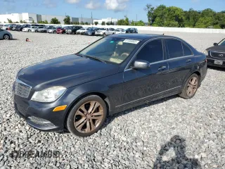 2014 Mercedes-Benz C 250 Sport с VIN WDDGF4HB5EG256066, выставлен на аукционе Copart как лот 61985065 с пробегом Не указан миль и Чистый • Clean title. История ставок и продаж доступна на DreamBid. Изображение 1.