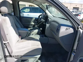 2005 Chevrolet TrailBlazer LT with VIN 1GNDT13S952113282, listed as a IAAI auction lot 41802492 with 172,253 mi miles and . Bid and sale history available at DreamBid. Image 5.
