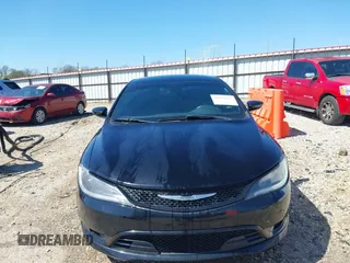2015 Chrysler 200 S with VIN 1C3CCCBBXFN721897, listed as a IAAI auction lot 41971777 with 115,330 mi miles. Bid and sale history available at carsss.com. Image 12.