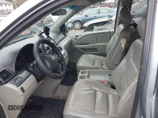 2007 Honda Odyssey EX-L with VIN 5FNRL38617B038017, listed as a IAAI auction lot 41840741 with 208,428 mi miles and . Bid and sale history available at carsss.com. Image 5.