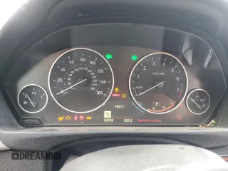 2015 BMW 3 Series 328i xDrive z VIN WBA3B3G58FNT19925, wystawiony jako Copart lot #53828135 z przebiegiem 94 769 mil mil oraz Szkoda całkowita • Salvage title. Historia ofert i sprzedaży dostępna na DreamBid. Obrazek 9.