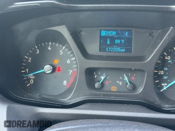 2018 Ford Transit Passenger XL z VIN 1FBZX2ZM4JKA99811, wystawiony jako Copart lot #64906155 z przebiegiem 172 355 mil mil oraz Czysty tytuł • Clean title. Historia ofert i sprzedaży dostępna na DreamBid. Obrazek 13.