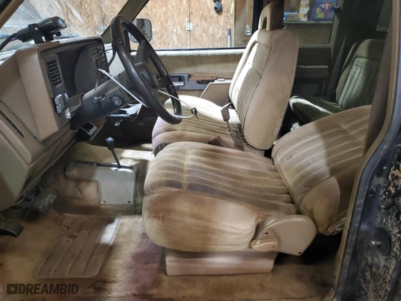 1994 GMC Sierra 2500 with VIN 1GTFK29K3RE546604, listed as a Copart auction lot 83989774 with 191,060 mi miles and Salvage Title. Bid and sale history available at carsss.com. Image 7.