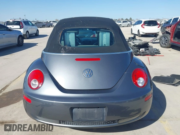 2006 Volkswagen Beetle z VIN 3VWRF31Y96M332050, wystawiony jako IAAI lot #41232267 z przebiegiem 83 450 mil mil oraz . Historia ofert i sprzedaży dostępna na DreamBid. Obrazek 16.