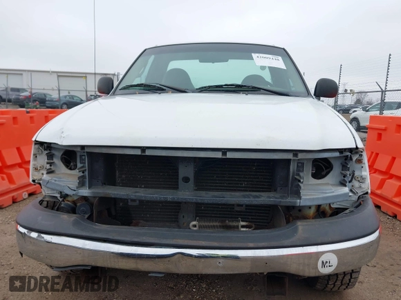 2001 Ford F-150 XL with VIN 1FTZF17231NA39916, listed as a IAAI auction lot 42009448 with 110,307 mi miles and . Bid and sale history available at DreamBid. Image 6.