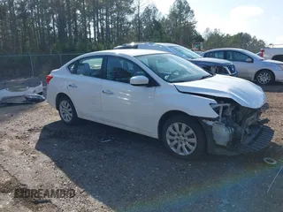 2017 Nissan Sentra SR z VIN 3N1AB7AP1HY373345, wystawiony jako IAAI lot #41577136 z przebiegiem 123 785 mil mil oraz . Historia ofert i sprzedaży dostępna na DreamBid. Obrazek 1.