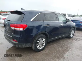 2016 Kia Sorento LX with VIN 5XYPG4A5XGG002693, listed as a IAAI auction lot 42138254 with 157,430 mi miles. Bid and sale history available at carsss.com. Image 4.