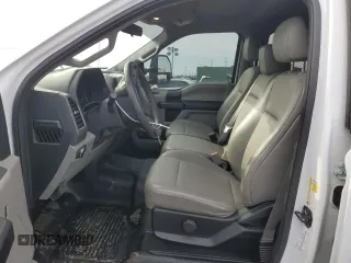 2019 Ford F-350 XL с VIN 1FT8W3BT2KEC83422, выставлен на аукционе Copart как лот 46360875 с пробегом 45 075 миль миль и Списание • Salvage title. История ставок и продаж доступна на DreamBid. Изображение 7.