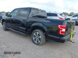 2020 Ford F-150 XL z VIN 1FTEW1C54LKF53650, wystawiony jako IAAI lot #42792712 z przebiegiem 78 047 mil mil oraz . Historia ofert i sprzedaży dostępna na DreamBid. Obrazek 3.