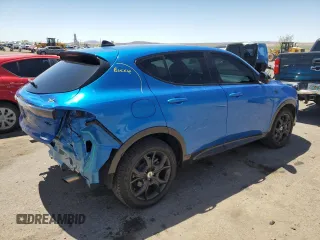 2024 Dodge Hornet R/T Plus z VIN ZACPDFDW2R3A25095, wystawiony jako Copart lot #54047445 z przebiegiem 5 090 mil mil oraz Szkoda całkowita • Salvage title. Historia ofert i sprzedaży dostępna na DreamBid. Obrazek 3.
