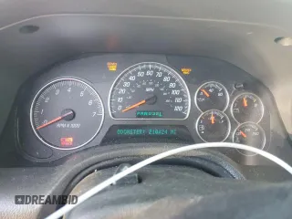 2004 GMC Envoy SLT with VIN 1GKET16S146222288, listed as a Copart auction lot 49316405 with 210,424 mi miles and Salvage Title. Bid and sale history available at DreamBid. Image 9.