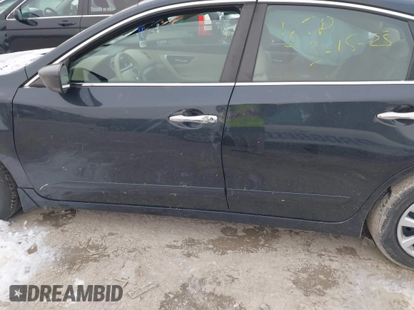 2016 Nissan Altima SV with VIN 1N4AL3AP7GC162862, listed as a IAAI auction lot 41616724 with 93,970 mi miles and . Bid and sale history available at DreamBid. Image 14.