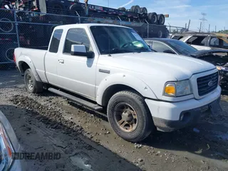2009 Ford Ranger XLT with VIN 1FTYR44E49PA44710, listed as a IAAI auction lot 41563725 with 141,615 mi miles. Bid and sale history available at carsss.com. Image 1.