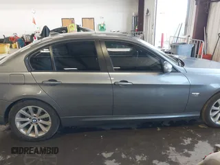 2011 BMW 3 Series 328i xDrive with VIN WBAPK5G55BNN24531, listed as a IAAI auction lot 42028562 with 110,431 mi miles. Bid and sale history available at carsss.com. Image 13.