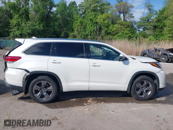2019 Toyota Highlander Limited with VIN 5TDDZRFH8KS968209, listed as a IAAI auction lot 42141556 with 77,052 mi miles and . Bid and sale history available at DreamBid. Image 13.