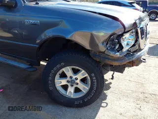 2006 Ford Ranger XLT with VIN 1FTZR45E76PA45591, listed as a IAAI auction lot 41973646 with 185,089 mi miles. Bid and sale history available at carsss.com. Image 6.