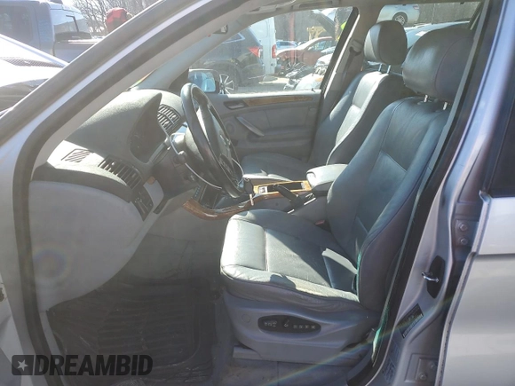 2004 BMW X5 3.0i with VIN 5UXFA135X4LU37785, listed as a Copart auction lot 42455994 with 0 mi miles and Clean Title. Bid and sale history available at carsss.com. Image 7.