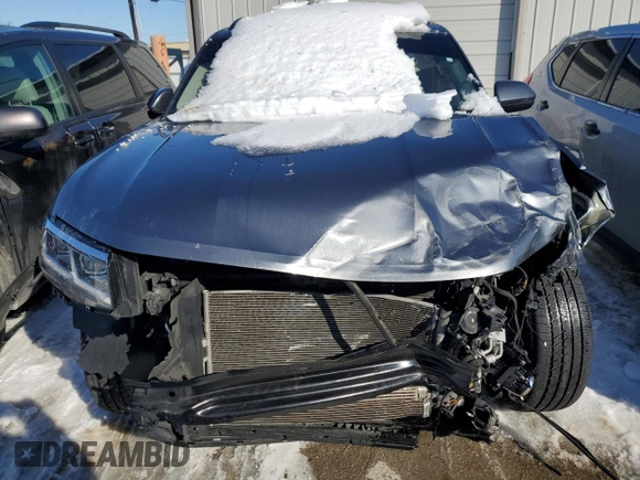 2021 Volkswagen Atlas SE z VIN 1V2LP2CA0MC586839, wystawiony jako Copart lot #88215305 z przebiegiem Nie podano mil oraz Szkody całkowita. Historia ofert i sprzedaży dostępna na DreamBid. Obrazek 5.