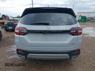 2024 Honda Pilot Touring z VIN 5FNYG1H71RB005034, wystawiony jako IAAI lot #42371878 z przebiegiem Nie podano mil oraz . Historia ofert i sprzedaży dostępna na DreamBid. Obrazek 15.
