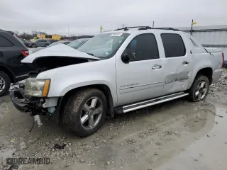2013 Chevrolet Avalanche LTZ with VIN 3GNMCGE01DG259485, listed as a Copart auction lot 38668434 with 119,355 mi miles and Salvage Title. Bid and sale history available at carsss.com. Image 1.