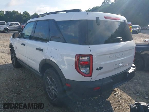 2025 Ford Bronco Sport Big Bend with VIN 3FMCR9BN3SRE09401, listed as a IAAI auction lot 42641991 with 14,954 mi miles and . Bid and sale history available at DreamBid. Image 3.