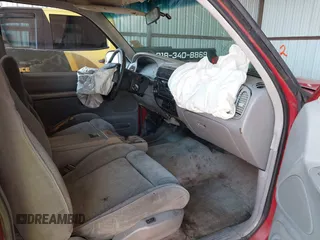 1996 Ford Explorer z VIN 1FMCU24X3TUA68712, wystawiony jako IAAI lot #41976840 z przebiegiem 274 887 mil mil oraz . Historia ofert i sprzedaży dostępna na DreamBid. Obrazek 5.