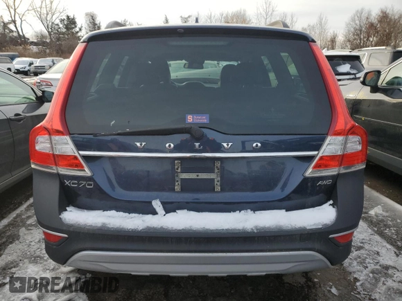 2014 Volvo XC70 3.2L with VIN YV4940BZ0E1184541, listed as a Copart auction lot 43802325 with 183,347 mi miles and Salvage Title. Bid and sale history available at DreamBid. Image 6.