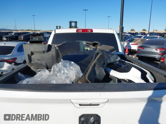 2021 Ram 2500 Big Horn with VIN 3C6UR5DL5MG633465, listed as a IAAI auction lot 41305700 with 73,636 mi miles. Bid and sale history available at carsss.com. Image 12.
