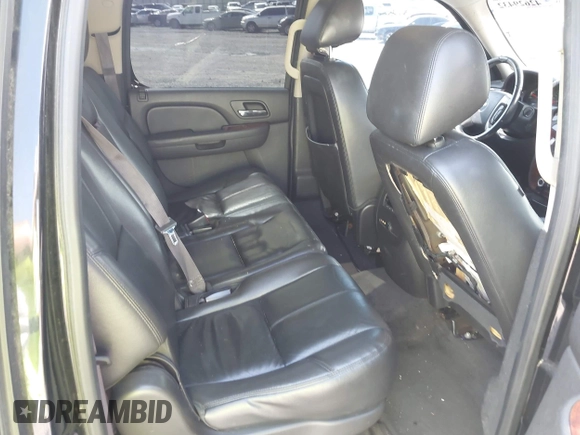 2013 Chevrolet Suburban LT with VIN 1GNSCJE03DR121628, listed as a IAAI auction lot 42629432 with 223,761 mi miles and . Bid and sale history available at DreamBid. Image 8.