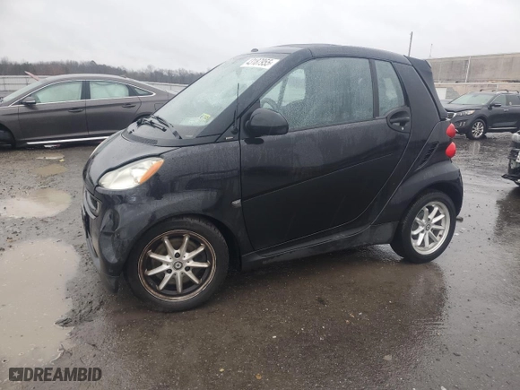 2009 Smart fortwo Passion with VIN WMEEK31X59K270597, listed as a Copart auction lot 43187955 with 67,842 mi miles and Clean Title. Bid and sale history available at carsss.com. Image 1.
