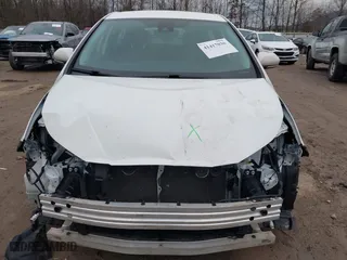 2021 Toyota Prius L Eco with VIN JTDKAMFU1M3149867, listed as a IAAI auction lot 41417036 with 84,421 mi miles. Bid and sale history available at carsss.com. Image 12.
