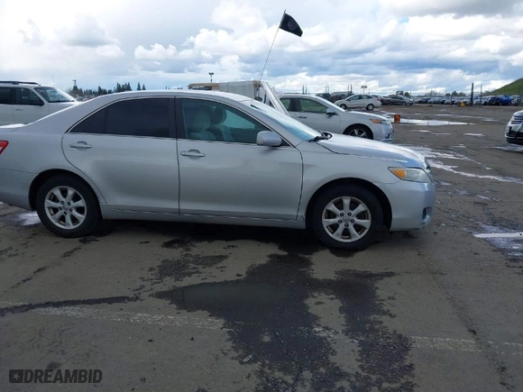 2011 Toyota Camry LE with VIN 4T1BF3EK8BU197588, listed as a IAAI auction lot 41789206 with 200,271 mi miles. Bid and sale history available at carsss.com. Image 13.
