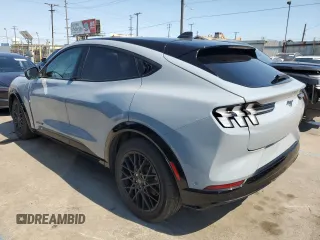 2024 Ford Mustang Mach-E Premium с VIN 3FMTK3SU3RMA33010, выставлен на аукционе Copart как лот 65359905 с пробегом 6 130 миль миль и Списание • Salvage title. История ставок и продаж доступна на DreamBid. Изображение 2.