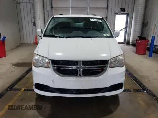 2014 Dodge Grand Caravan SXT z VIN 2C4RDGCGXER138025, wystawiony jako Copart lot #57941985 z przebiegiem 87 055 mil mil oraz Szkody całkowita. Historia ofert i sprzedaży dostępna na DreamBid. Obrazek 5.