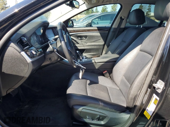 2015 BMW 5 Series 528i z VIN WBA5A5C58FD519965, wystawiony jako Copart lot #49333285 z przebiegiem 113 693 mil mil oraz Szkoda całkowita • Salvage title. Historia ofert i sprzedaży dostępna na DreamBid. Obrazek 7.