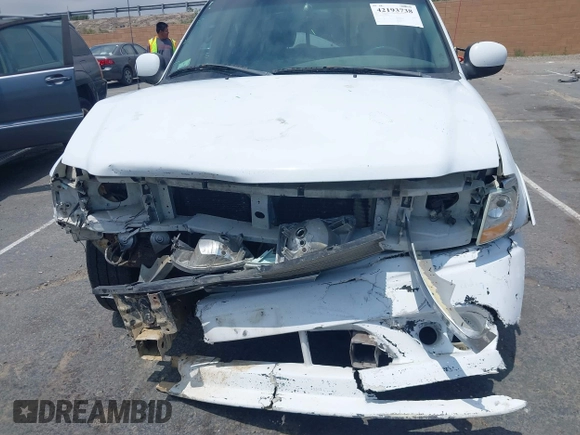 2002 Ford F-150 XLT with VIN 1FTRW07L32KD85390, listed as a IAAI auction lot 42193738 with Not Provided miles and . Bid and sale history available at DreamBid. Image 6.