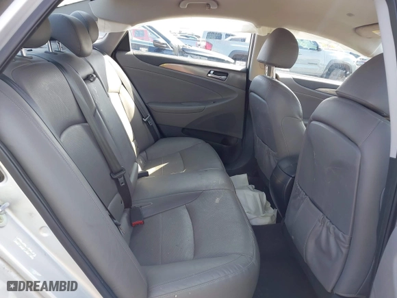 2015 Hyundai Sonata Hybrid Limited with VIN KMHEC4A44FA128410, listed as a IAAI auction lot 41923725 with 1 mi miles. Bid and sale history available at carsss.com. Image 8.