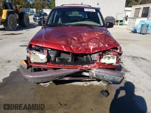 1997 Ford Explorer XL with VIN 1FMDU32E8VZC21604, listed as a Copart auction lot 81987654 with 156,141 mi miles and Salvage title. Bid and sale history available at DreamBid. Image 5.