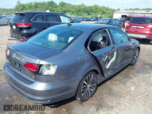 2017 Volkswagen Jetta Sport z VIN 3VWD17AJ6HM284934, wystawiony jako IAAI lot #42657613 z przebiegiem 85 929 mil mil oraz . Historia ofert i sprzedaży dostępna na DreamBid. Obrazek 4.