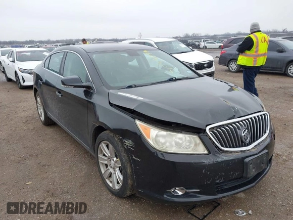 2013 Buick LaCrosse Premium 1 z VIN 1G4GF5E37DF174904, wystawiony jako IAAI lot #41544879 z przebiegiem 157 979 mil mil oraz . Historia ofert i sprzedaży dostępna na DreamBid. Obrazek 1.