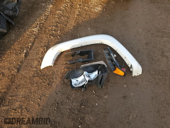 2005 Chevrolet Colorado 1SE LS Z71 z VIN 1GCDS136558105062, wystawiony jako Copart lot #49031805 z przebiegiem 200 586 mil mil oraz Szkoda całkowita • Salvage title. Historia ofert i sprzedaży dostępna na DreamBid. Obrazek 14.