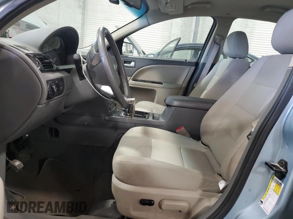 2008 Mercury Sable with VIN 1MEHM40W08G608525, listed as a Copart auction lot 41469845 with 31,056 mi miles and Salvage title. Bid and sale history available at DreamBid. Image 7.