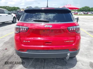 2024 Jeep Compass Limited z VIN 3C4NJDCN1RT596592, wystawiony jako IAAI lot #42740215 z przebiegiem 45 153 mil mil oraz . Historia ofert i sprzedaży dostępna na DreamBid. Obrazek 16.