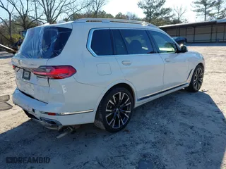 2020 BMW X7 xDrive40i with VIN 5UXCW2C05L9C18696, listed as a IAAI auction lot 41598890 with 102,599 mi miles. Bid and sale history available at carsss.com. Image 4.